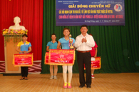 HUYỆN KRÔNG BÔNG TỔ CHỨC GIẢI BÓNG CHUYỀN NỮ LẦN THỨ IX NĂM 2015