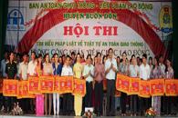 Huyện Buôn Đôn tổ chức Hội thi tìm hiểu pháp luật về Trật tự an toàn giao thông năm 2012