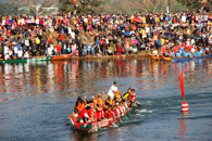 LỄ HỘI ĐUA THUYỀN NAM TRUYỀN THỐNG XÃ QUẢNG ĐIỀN  HUYỆN KRÔNG ANA NĂM 2015