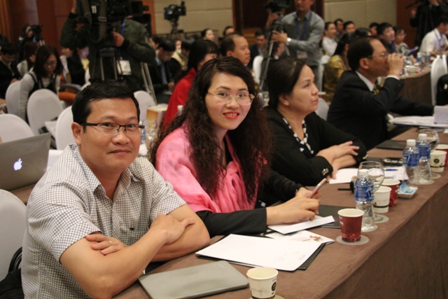 Các đại biểu tham dự buổi họp báo